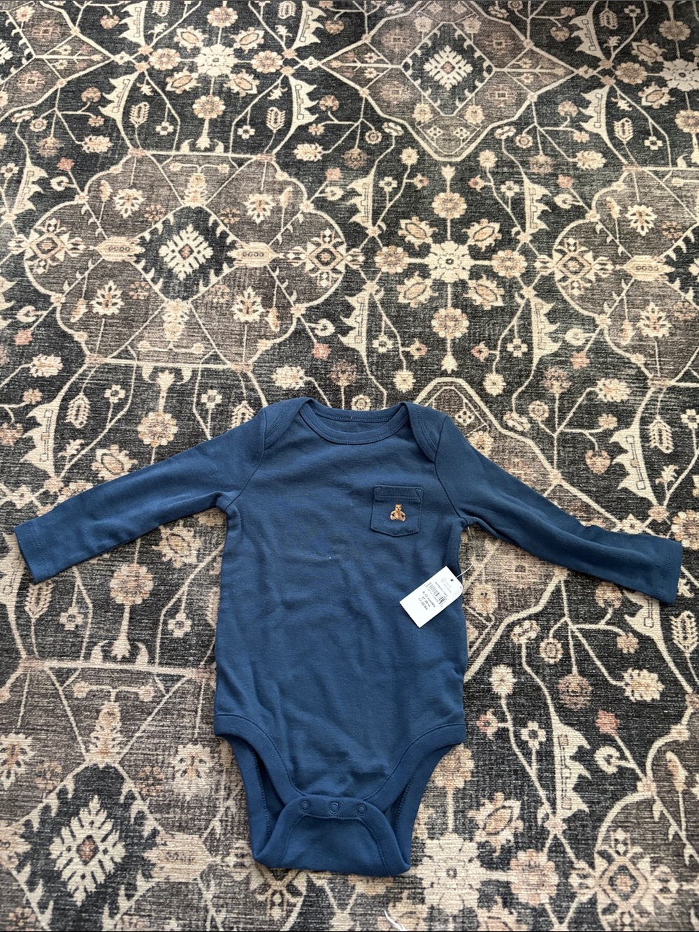 Gap Onesie 6 to 12 months
